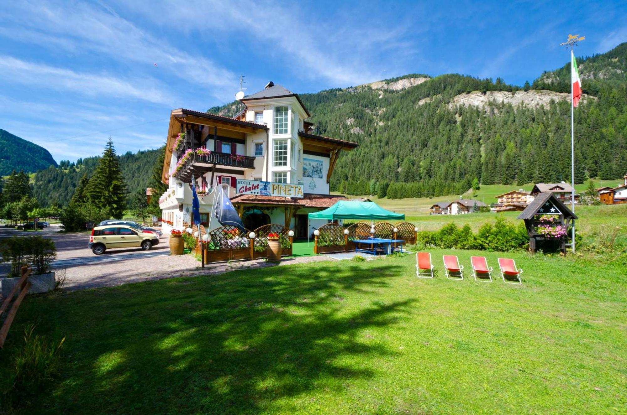 Chalet Pineta Relax Location Canazei Luaran gambar