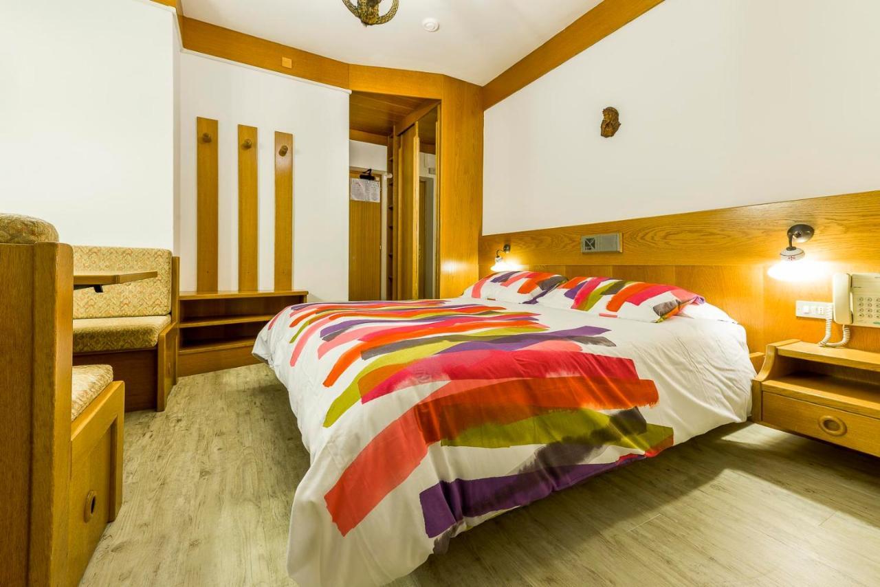 Chalet Pineta Relax Location Canazei Luaran gambar