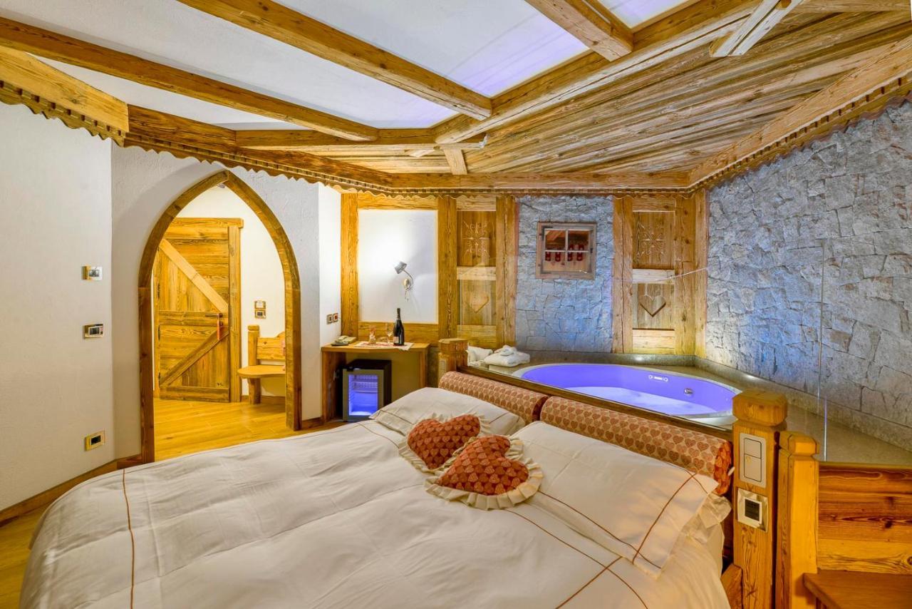 Chalet Pineta Relax Location Canazei Luaran gambar