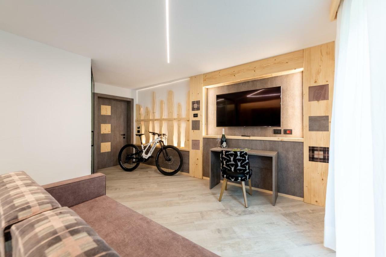 Chalet Pineta Relax Location Canazei Luaran gambar
